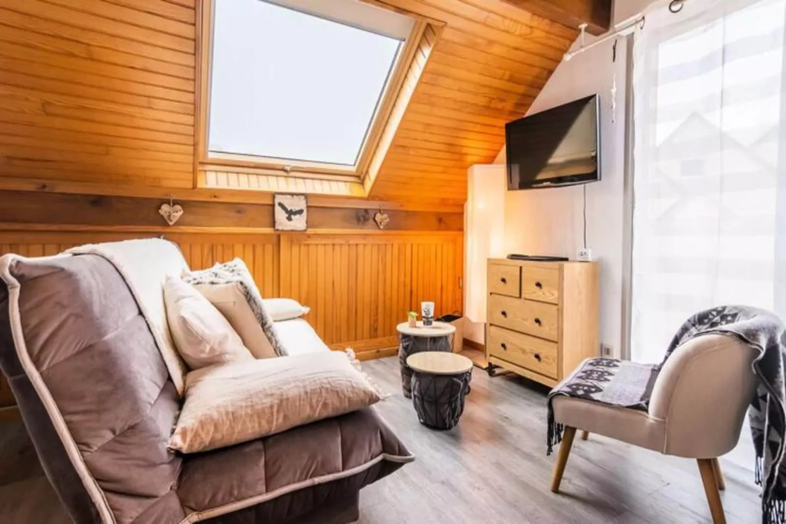 Résidence H.th.ii:bat.8-Woonkamer