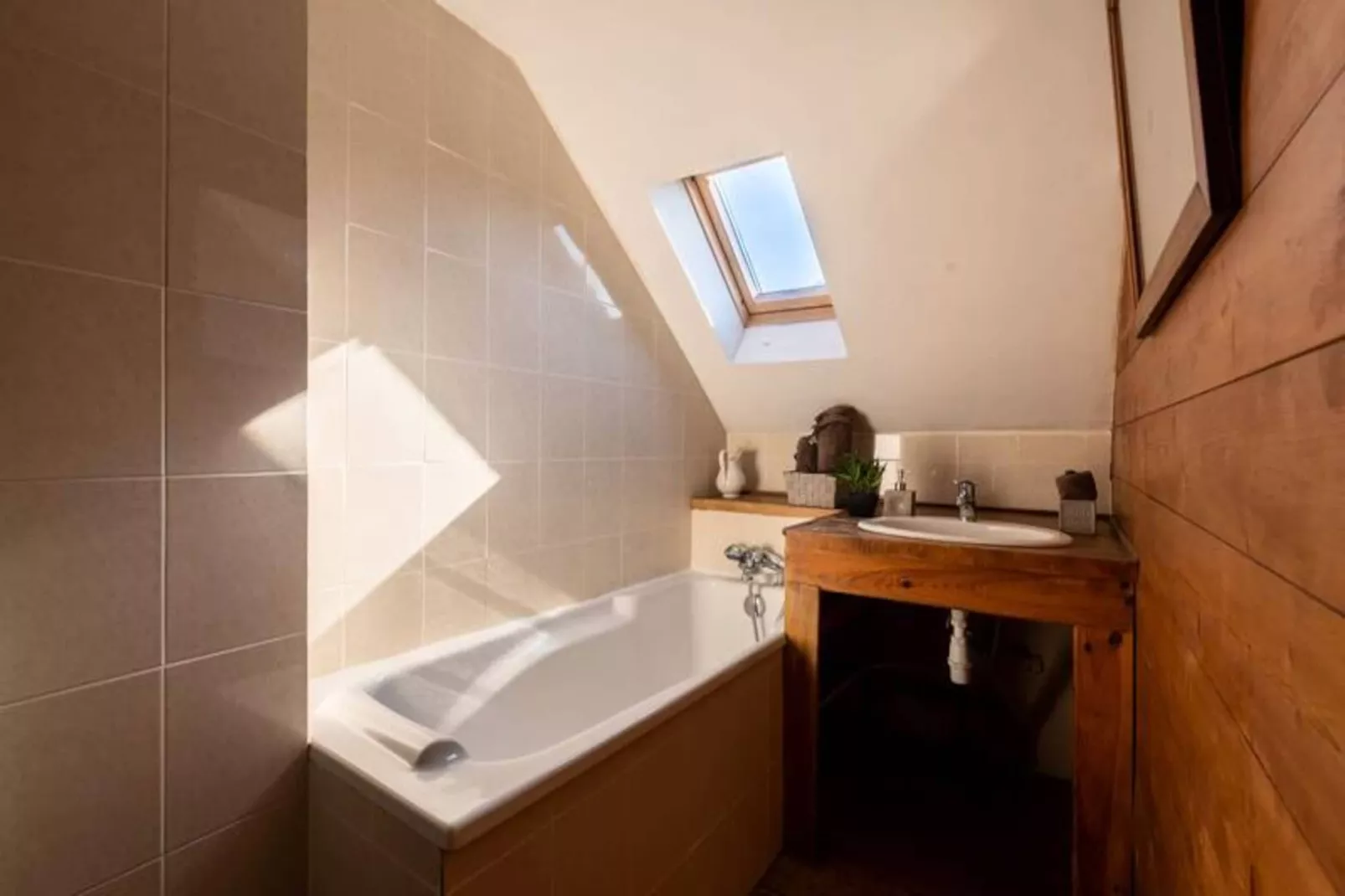 Résidence Maigo-vielle-aure-Image-tags.