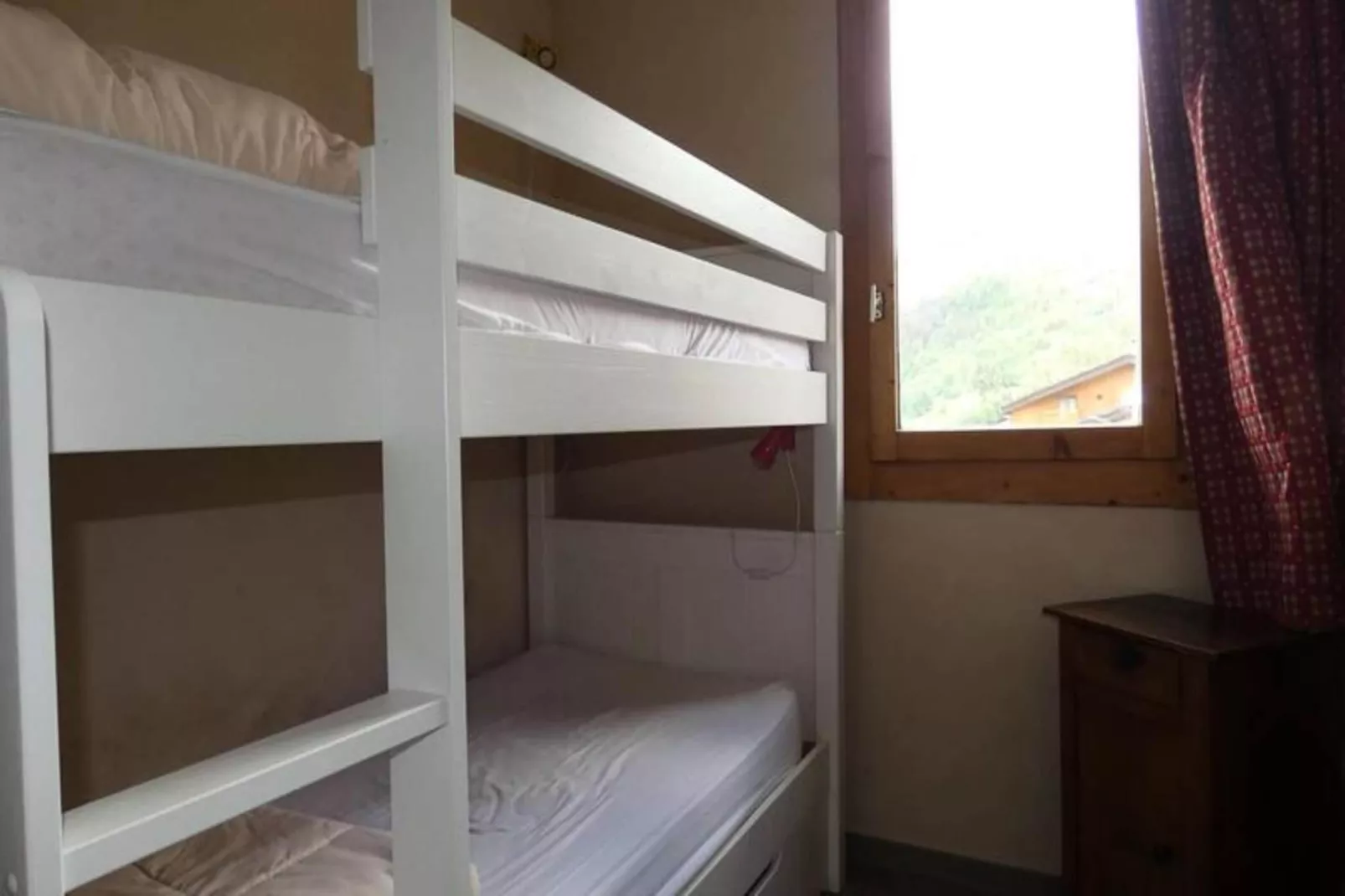 Résidence Lauziere Dessous-Badkamer