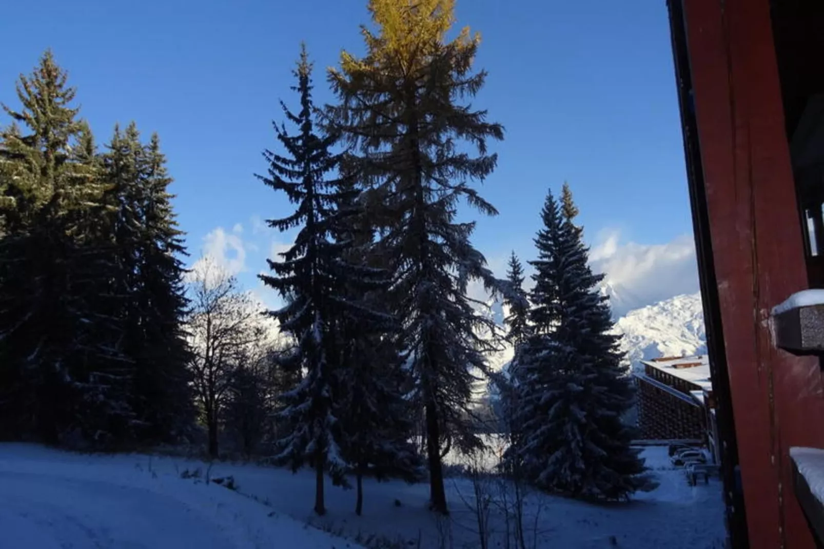 Résidence Belles Challes - Buitenkant zomer