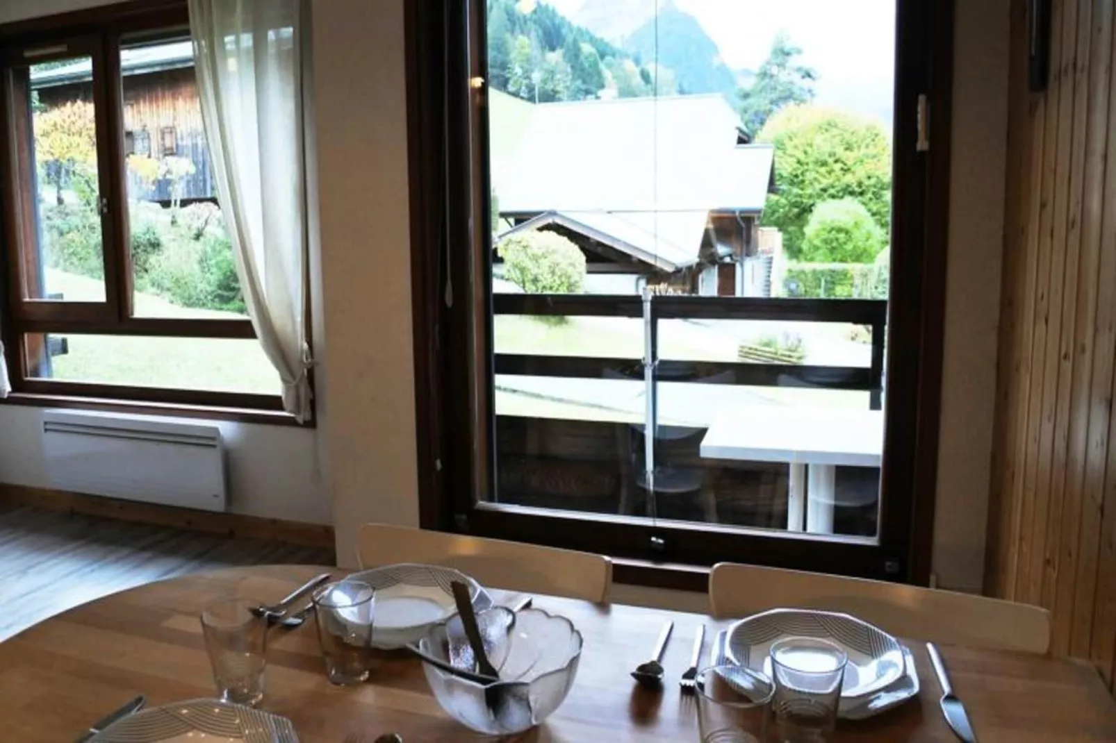 Résidence Le Picaron-Buitenkant zomer