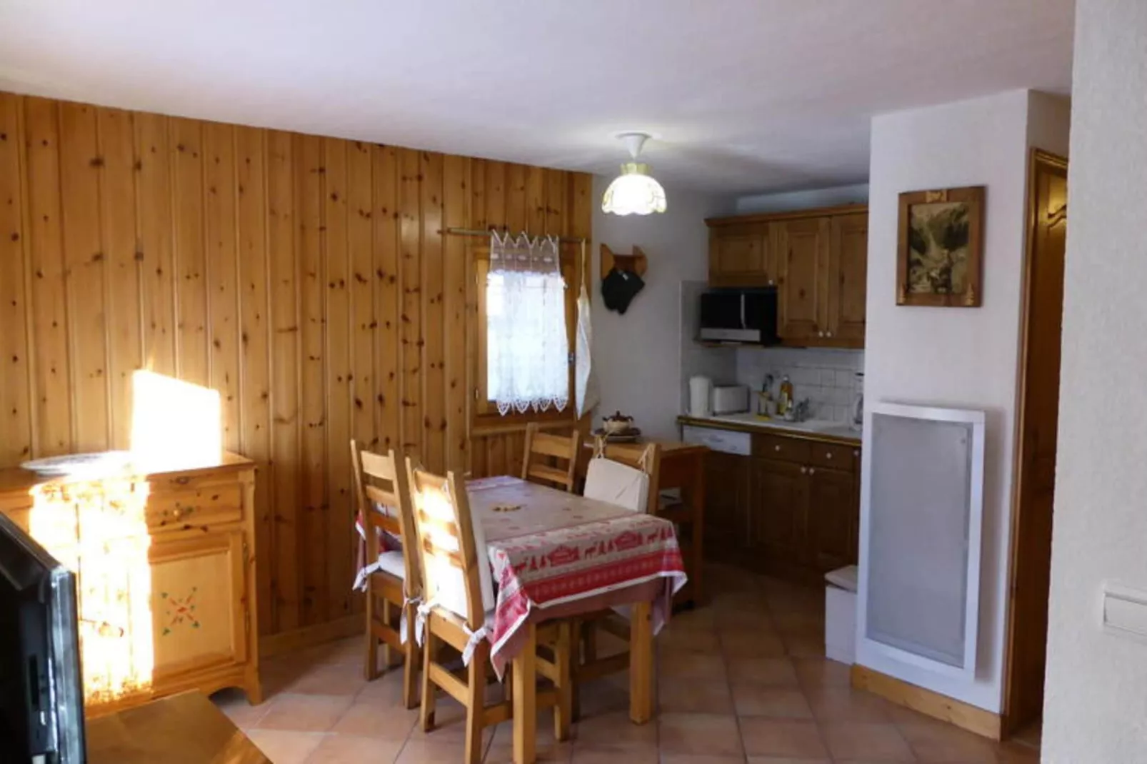 Résidence Les Carlines-Buitenkant zomer