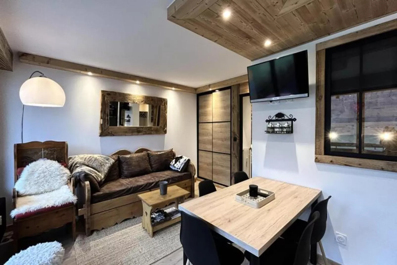 Résidence La Pointe Des Verres-Woonkamer