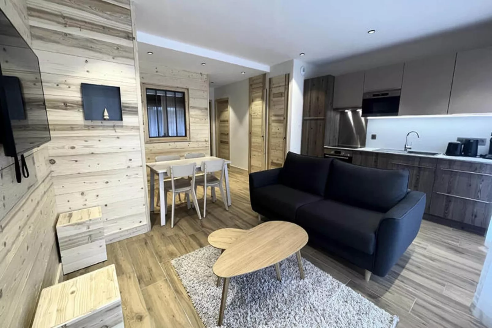 Appartements à La Clusaz-Eetkamer