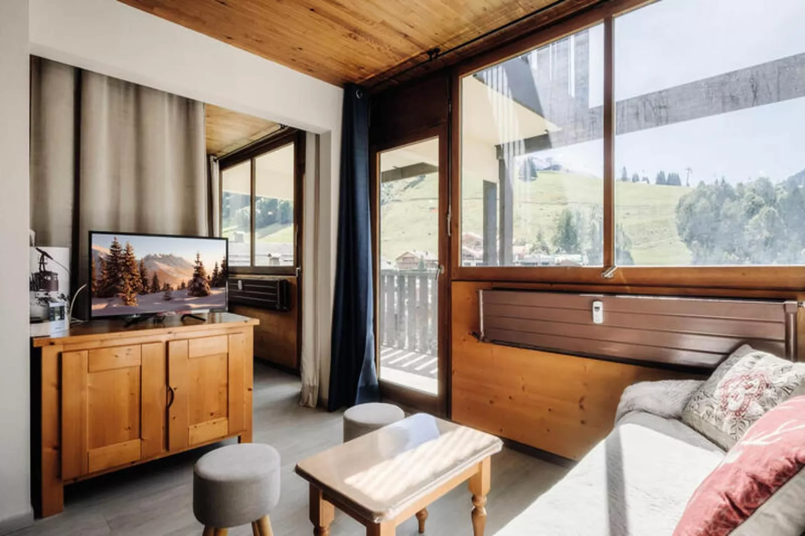 Résidence Bison-Buitenkant zomer