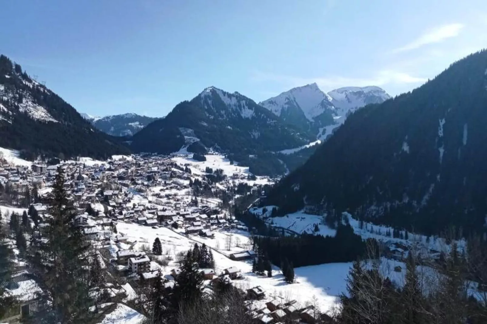 Chalets De Barbessine-Buitenkant zomer