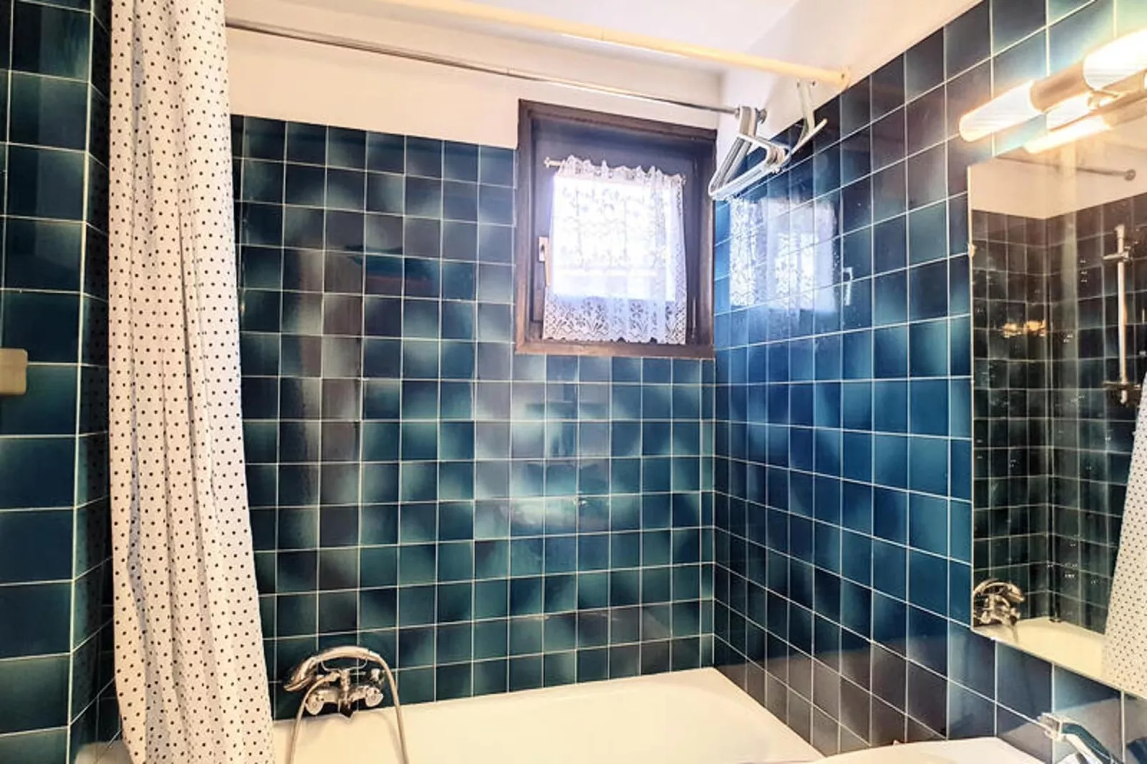 Studio à Saint Jean d'Aulps-Badkamer