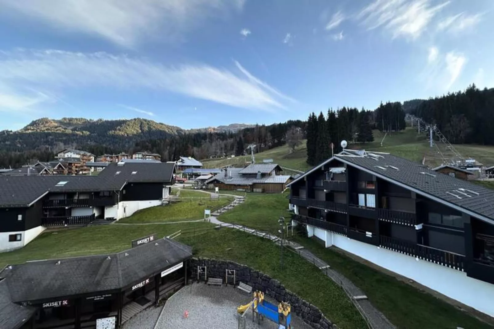 Résidence Arcades-Buitenkant zomer