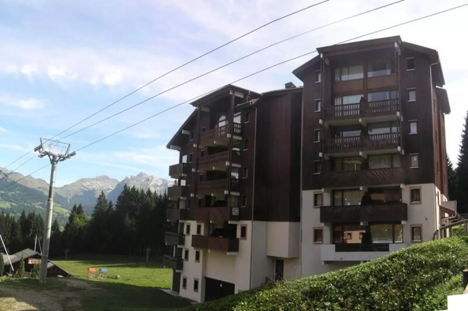 Résidence Hauts Des Esserts-Buitenkant zomer