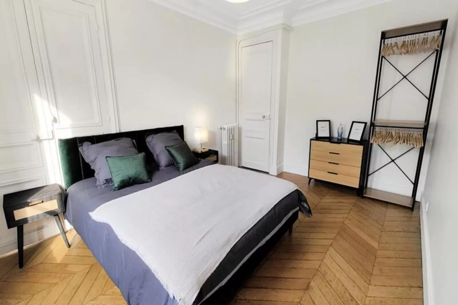 Appartement Refait &agrave; Neuf Dans Le Quartier Latin Paris 5e-Buitenkant zomer
