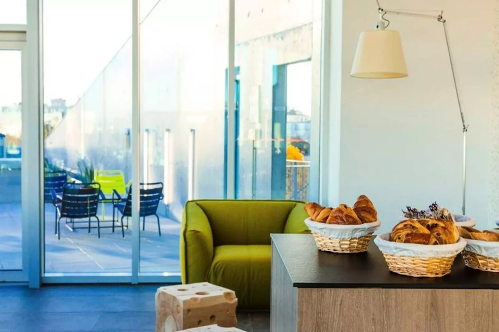 Appart'hôtel Odalys Paris XVII-Buitenkant zomer