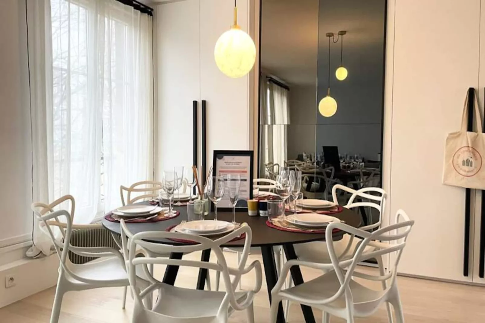 🌟 Charme Et El&eacute;gance - Coup De C&oelig;ur - Prox Gare-Image-tags.