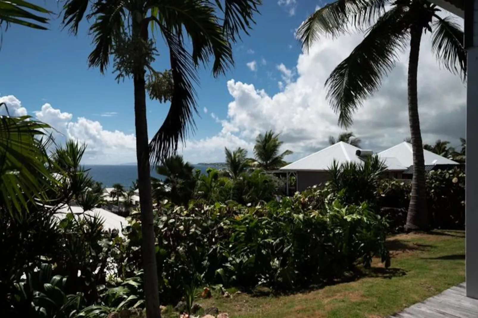 Villa Lakaz-Image-tags.