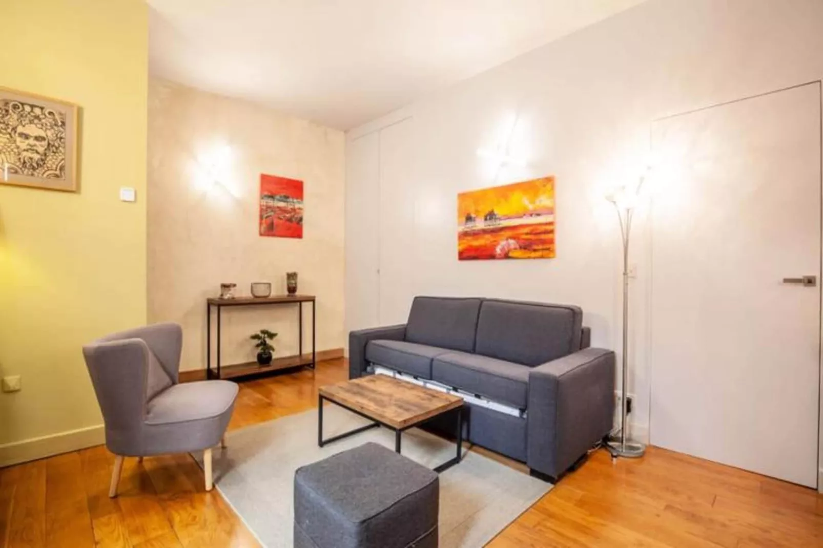 Superbe Appartement &agrave; La Belle Pierre Pour 4 Dans La Rue Des Antiquaires-Buitenkant zomer