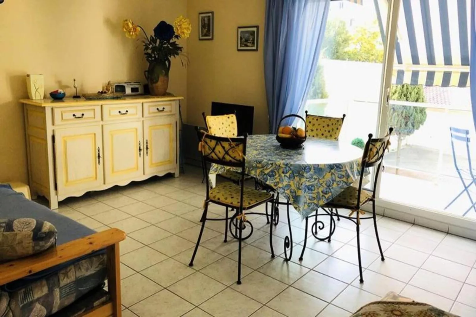 Résidence L'orangeraie-Eetkamer