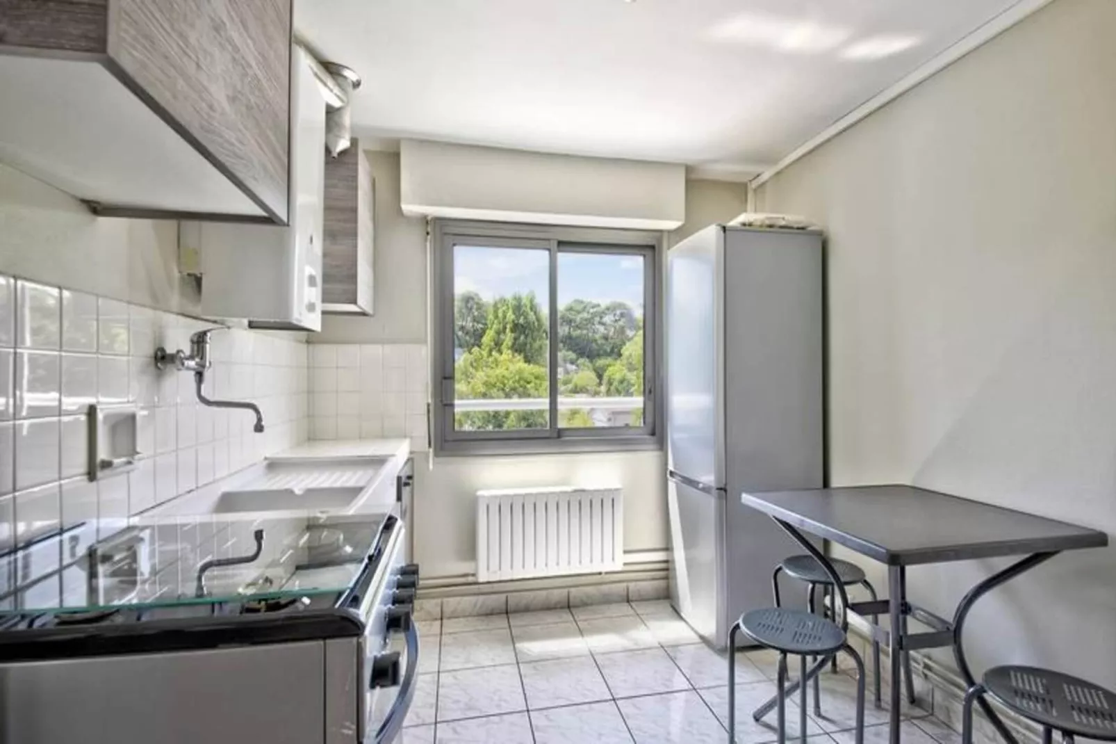 Résidence La Roseraie-Buitenkant zomer