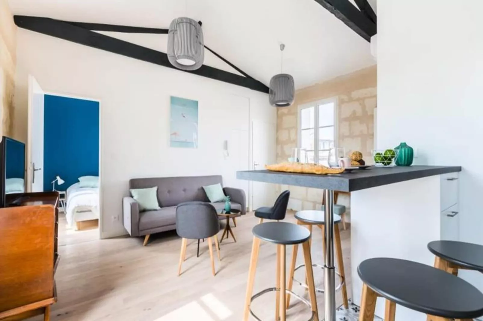 Superbe Appartement En Plein C&oelig;ur Des Chartrons-Woonkamer