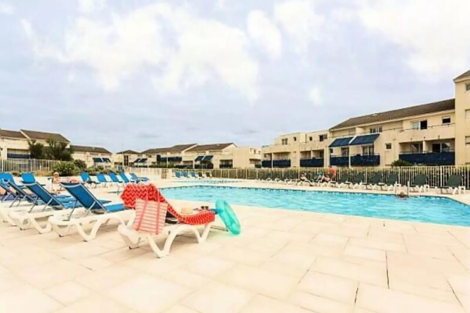 Résidence Bleu Marine - maeva Home-Zwembad