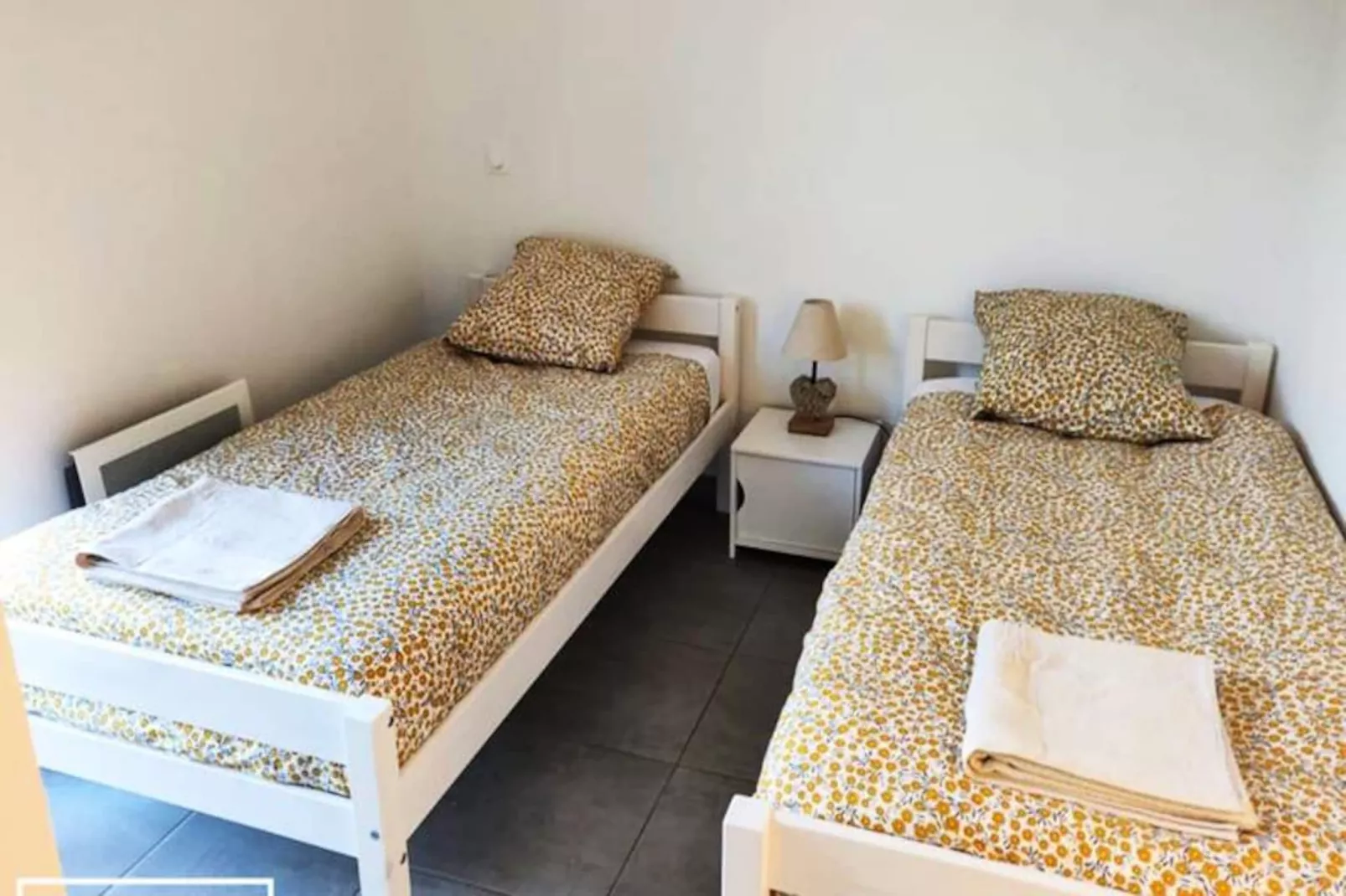 Superbe T3 Climatis&eacute; Avec Wifi &agrave; 400m De La Plage-Image-tags.