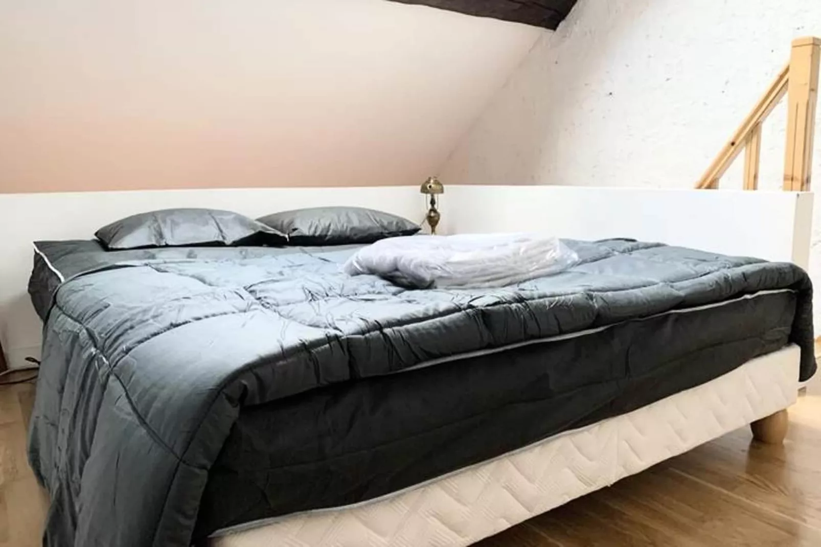 | L'alc&ocirc;ve De Vaucanson 🟡 Centre Historique | Place Vaucanson-Slaapkamer