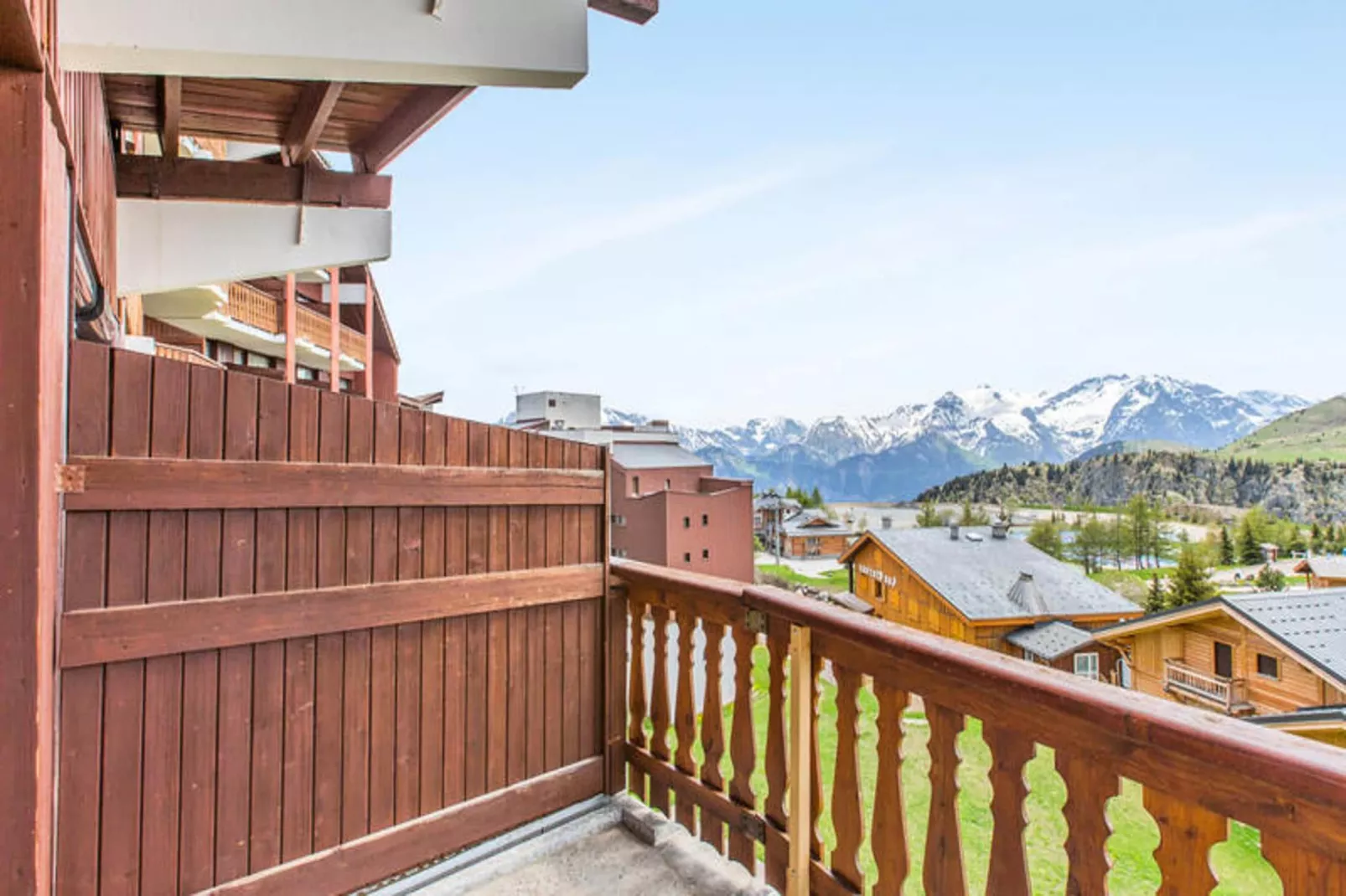 Résidence Les Mélèzes - maeva Home-Uitzicht zomer