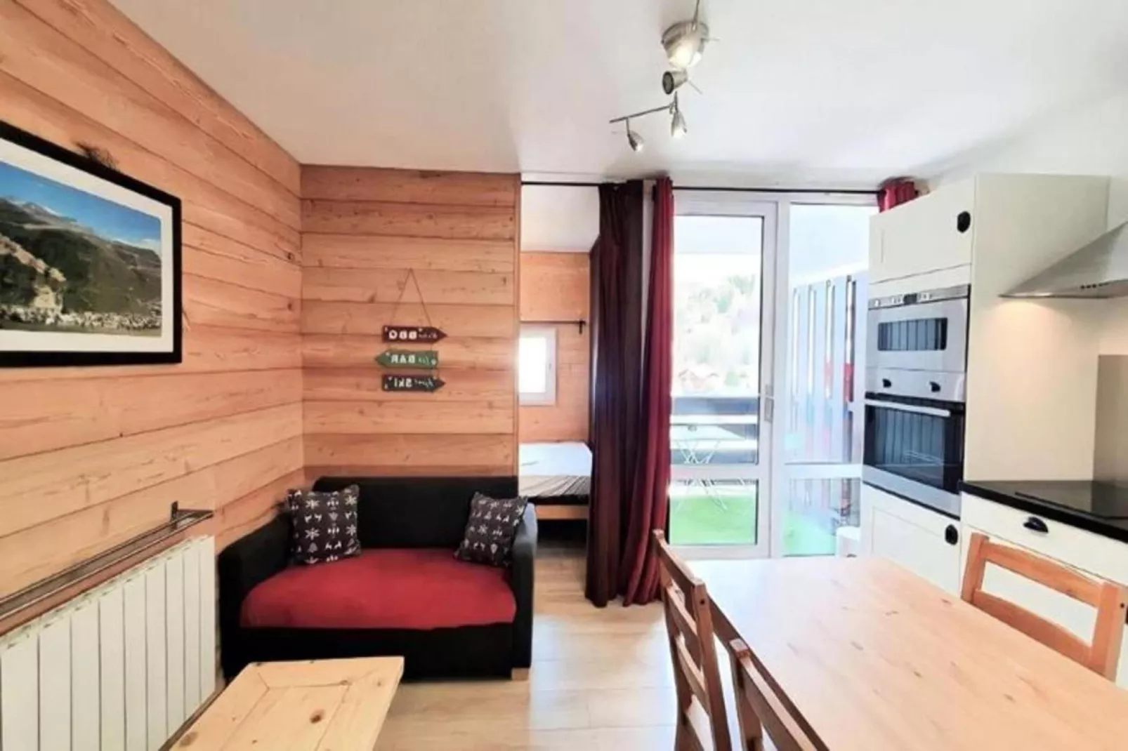 Résidence Arc En Ciel C-Woonkamer