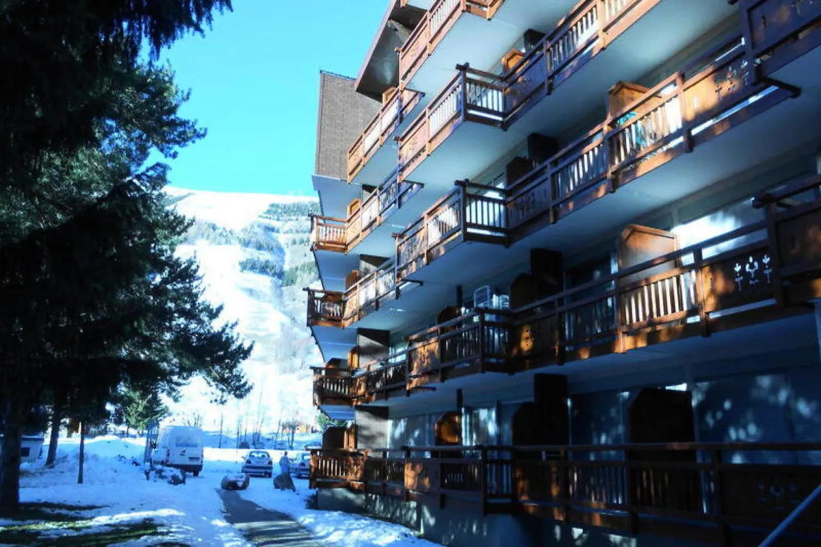 Résidence Tyrol-Buitenkant zomer