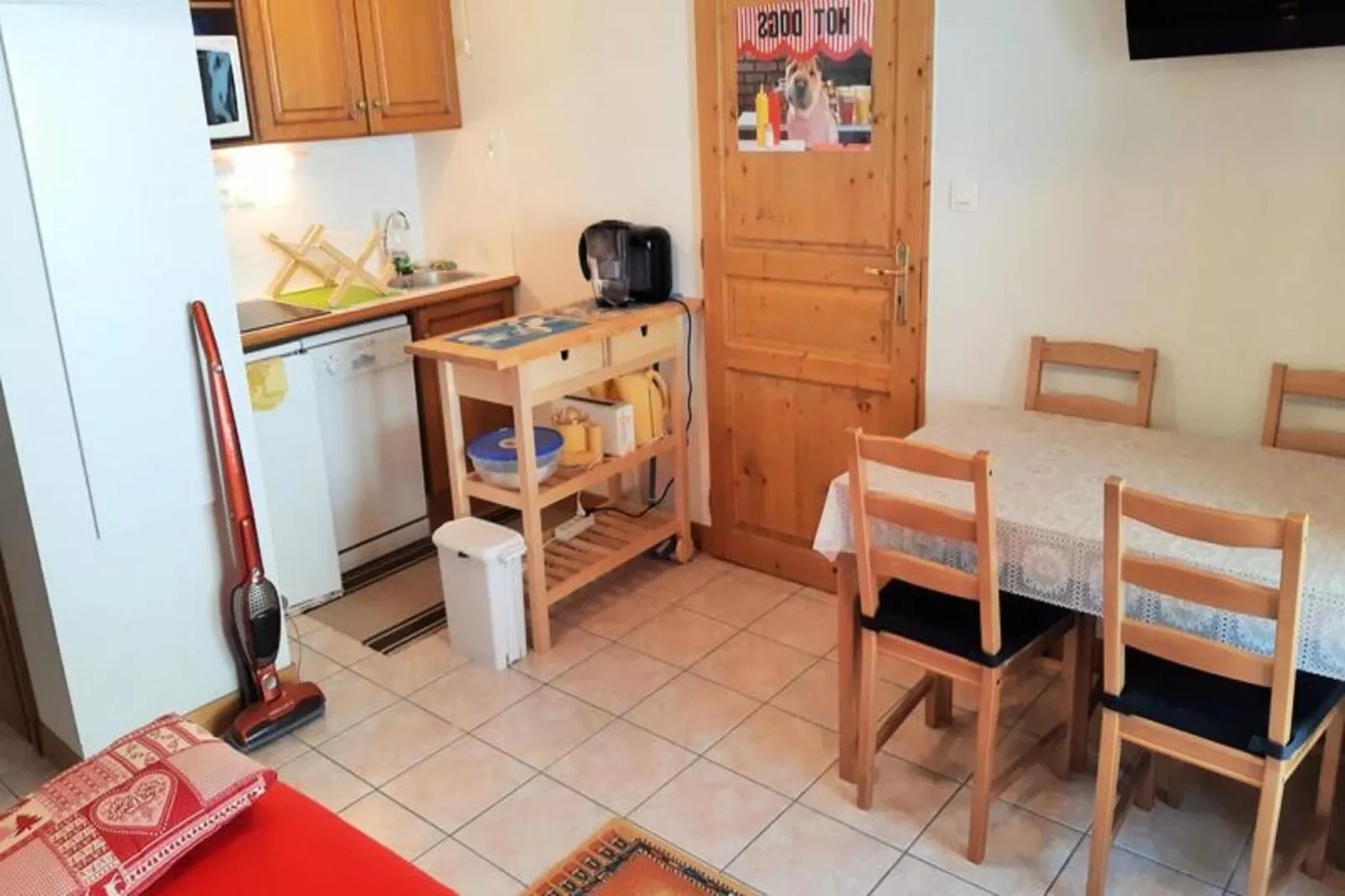 Résidence Balcon Des Pistes C-Eetkamer