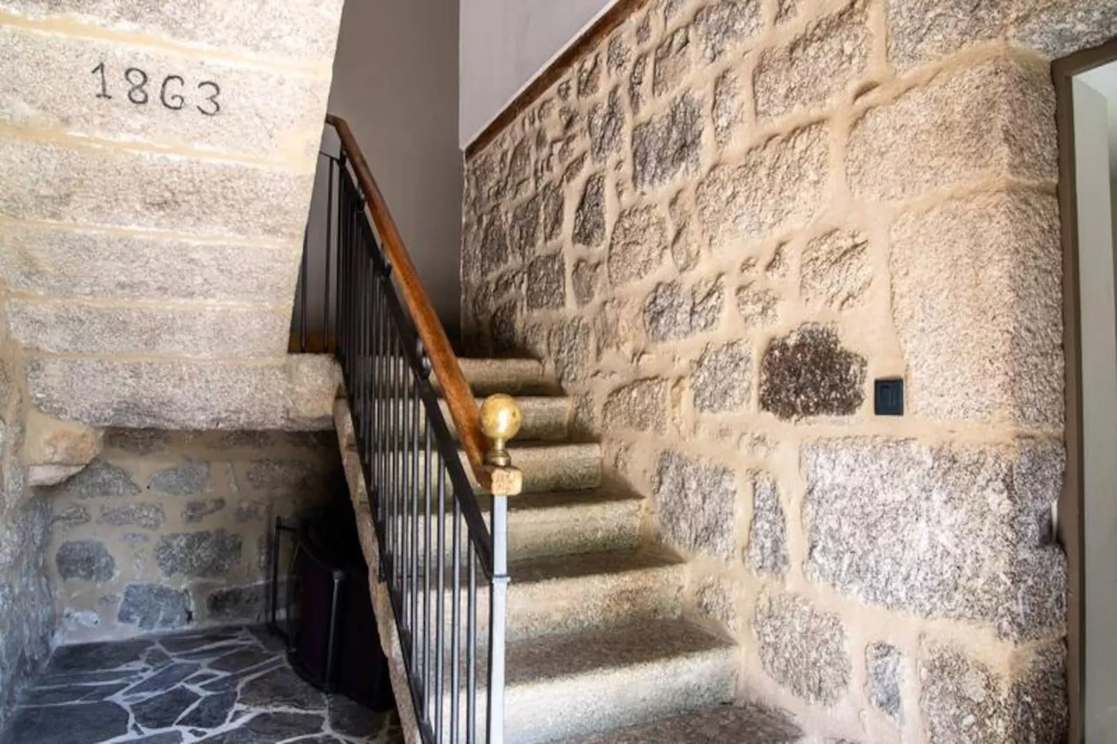 Gîte de France La maison de maître - domaine de coulagnettes 3 épis-Image-tags.