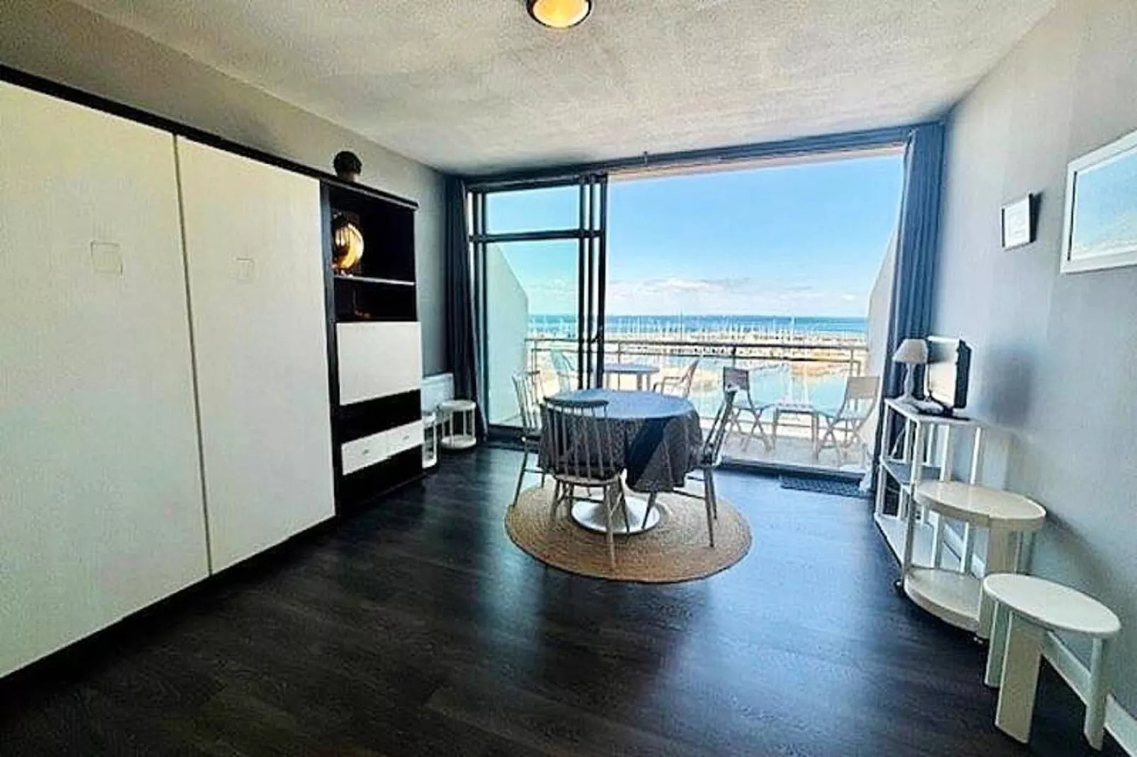 Résidence Le Mane-Eetkamer