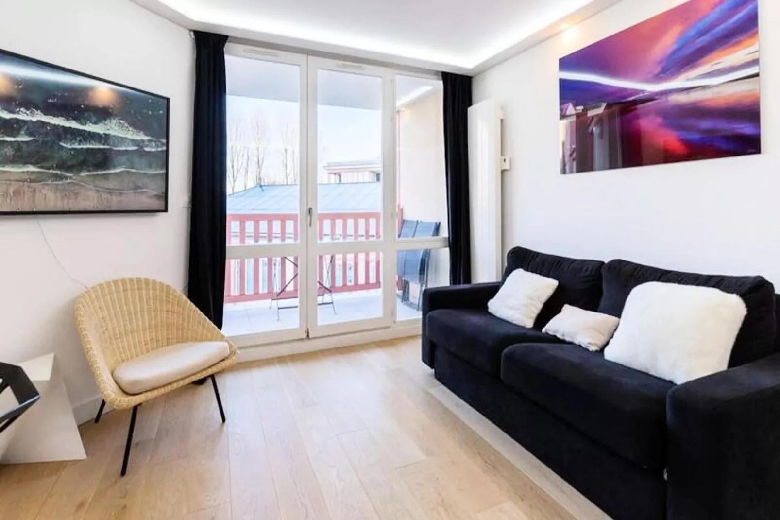 Résidence Sublime T2  Pour 4 Personnes, R&eacute;nov&eacute; Avec Piscine Tennis Parking Wifi-Woonkamer