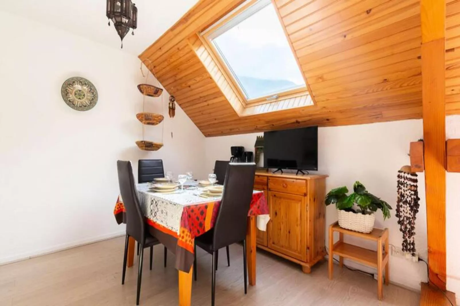 Résidence Valbelle C-Eetkamer