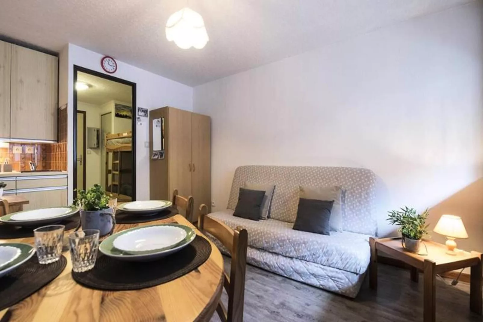 Résidence Portes Du Soleil B-Eetkamer