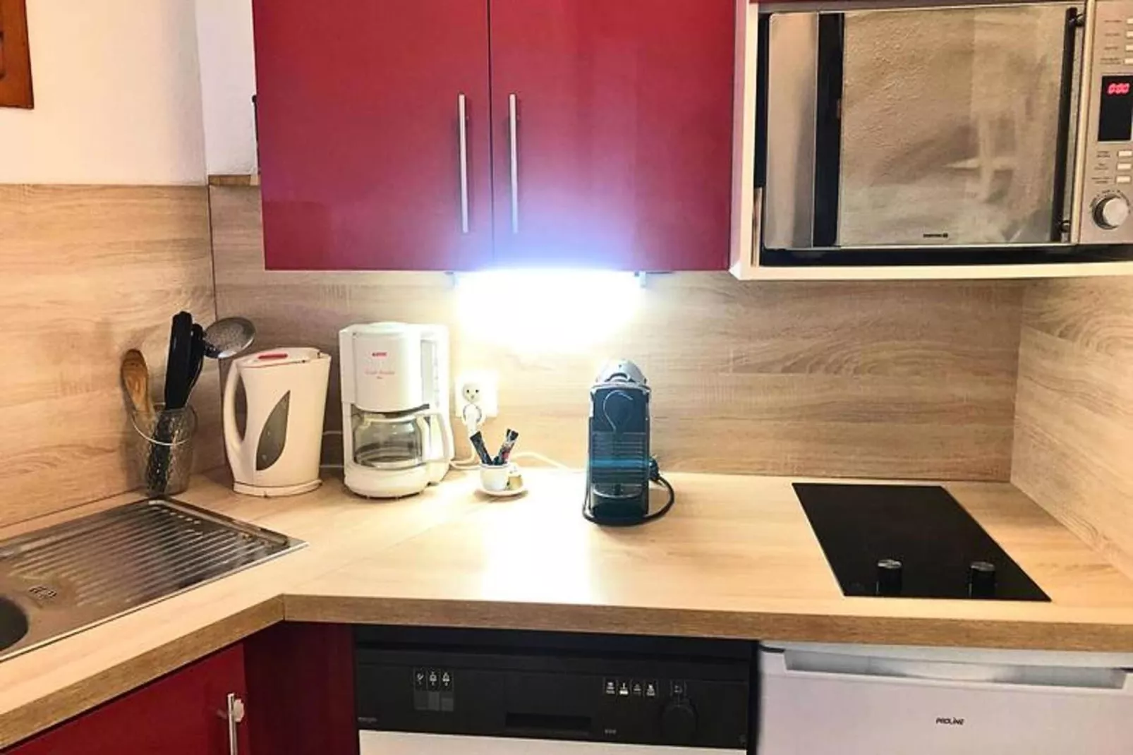 Résidence Camarine-Keuken