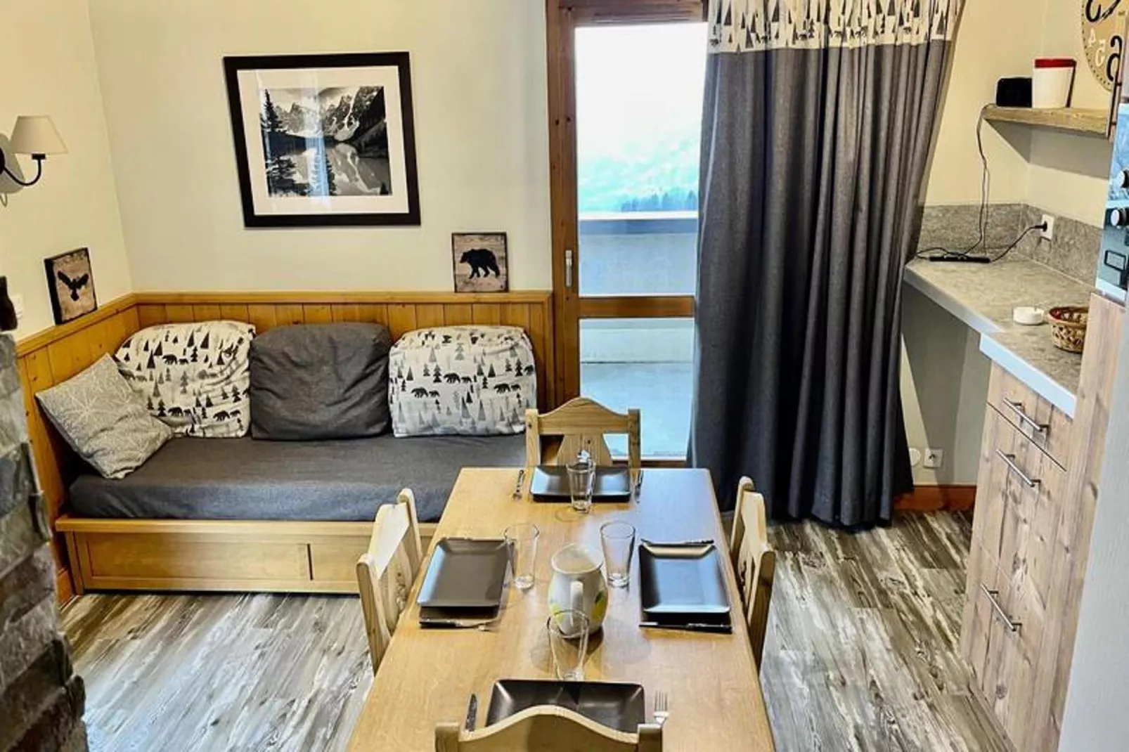 Résidence Valeriane-Eetkamer