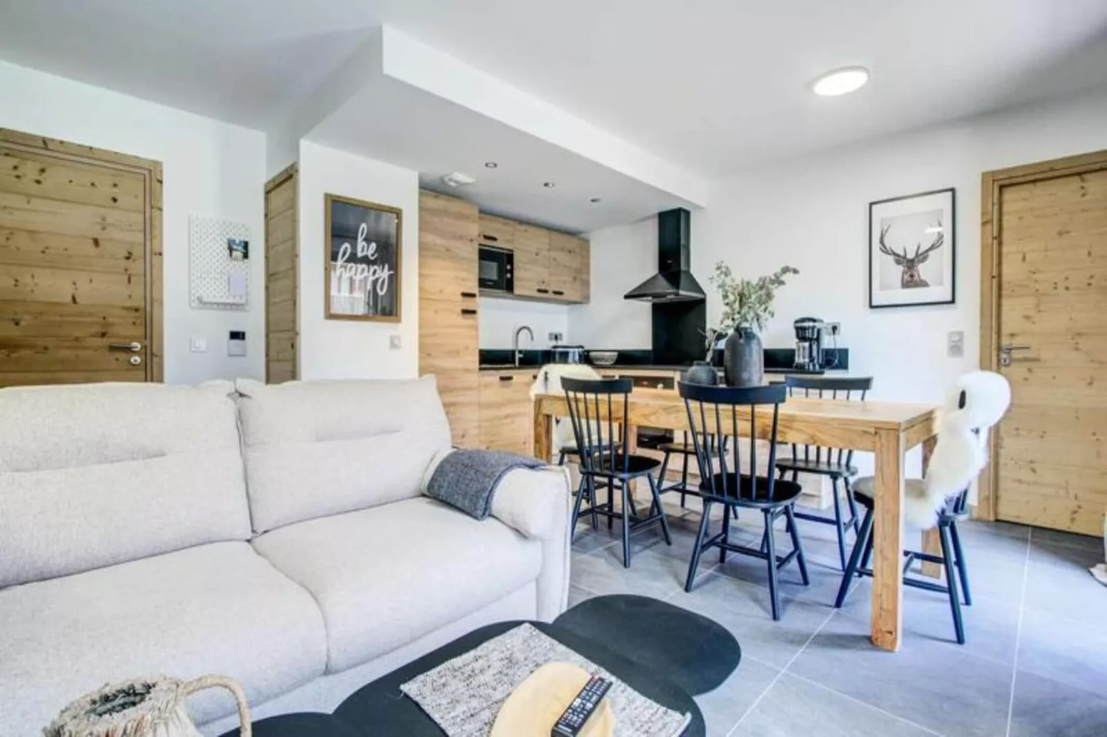 Résidence Echo Du Pleney - Eetkamer