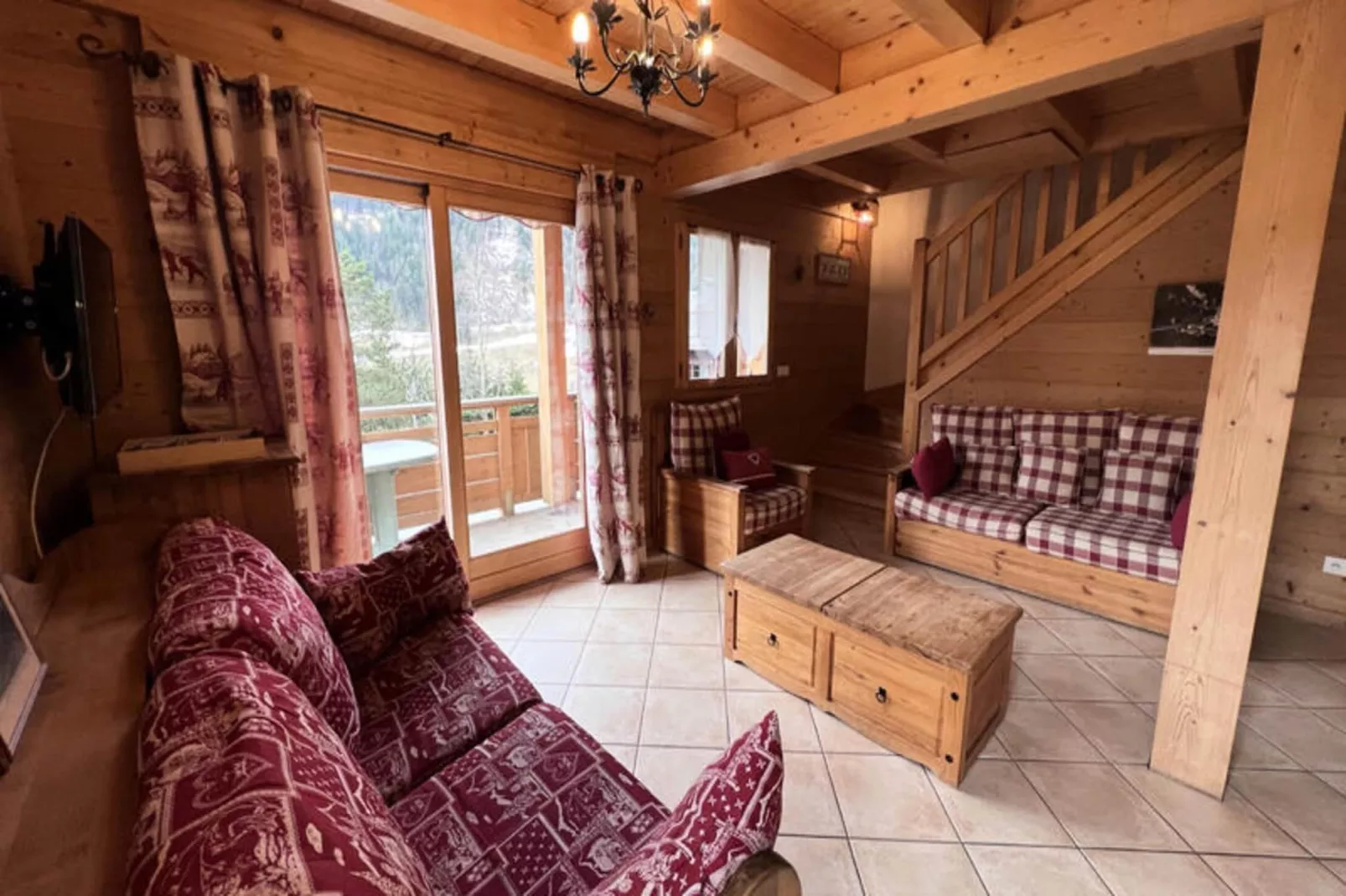 Appartements à La Clusaz-Buitenkant zomer