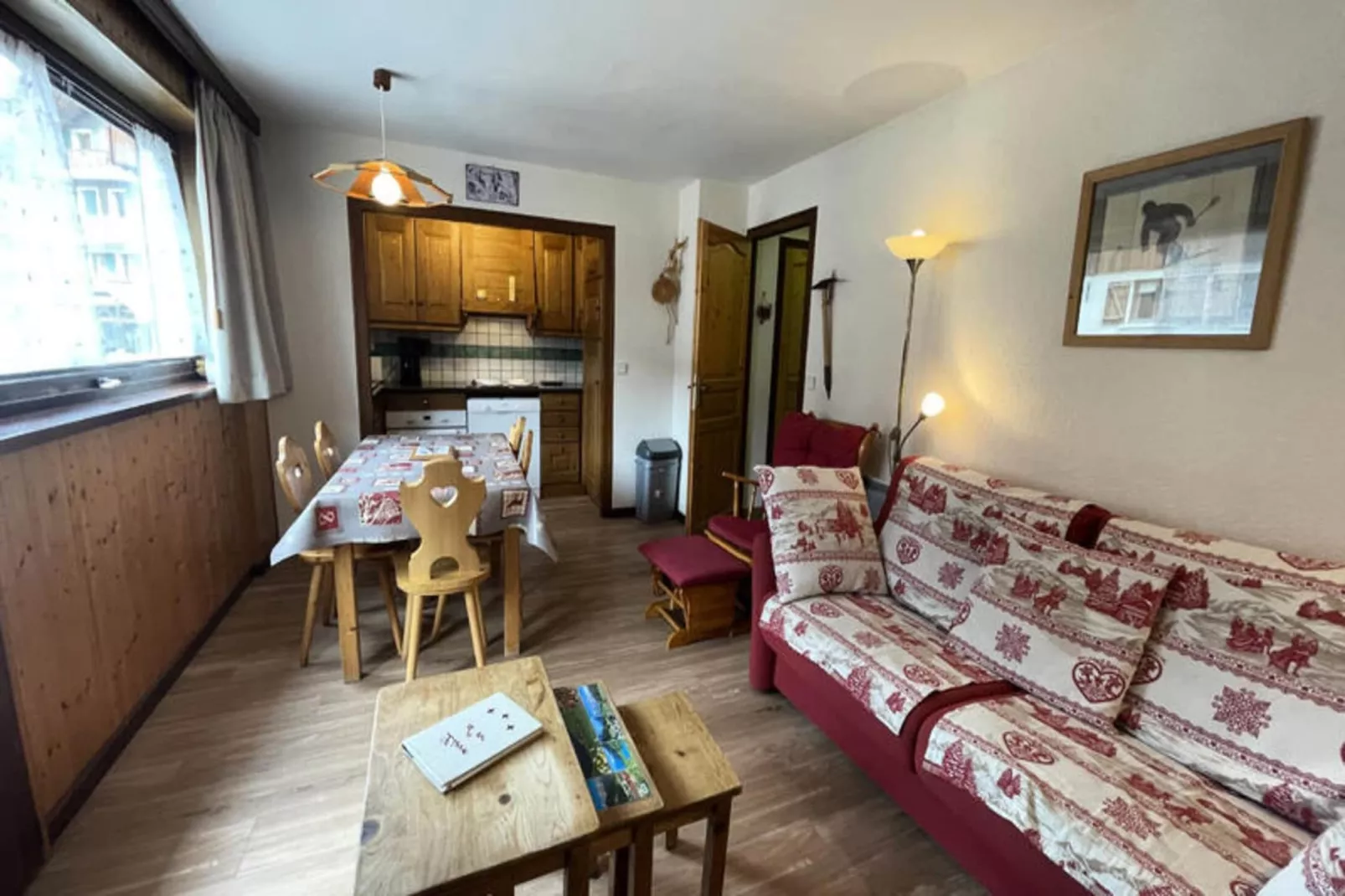 Appartements à La Clusaz-Eetkamer