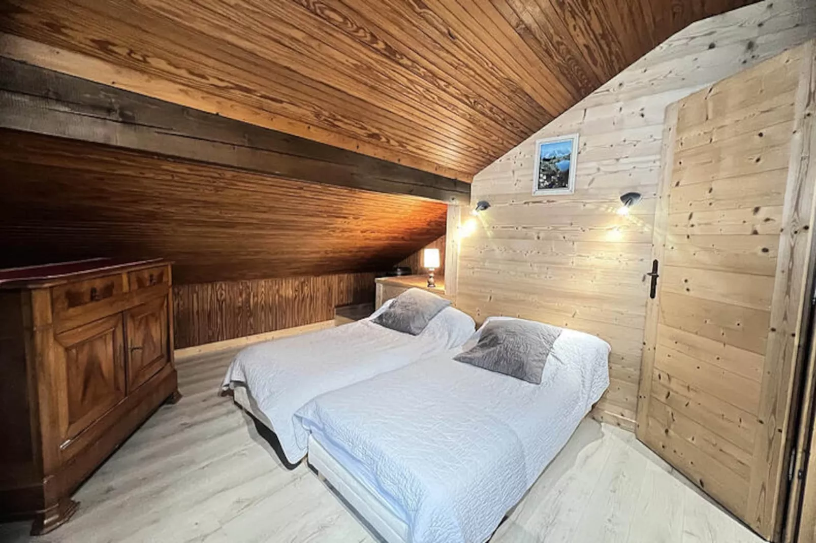 Chalets à La Clusaz-Image-tags.