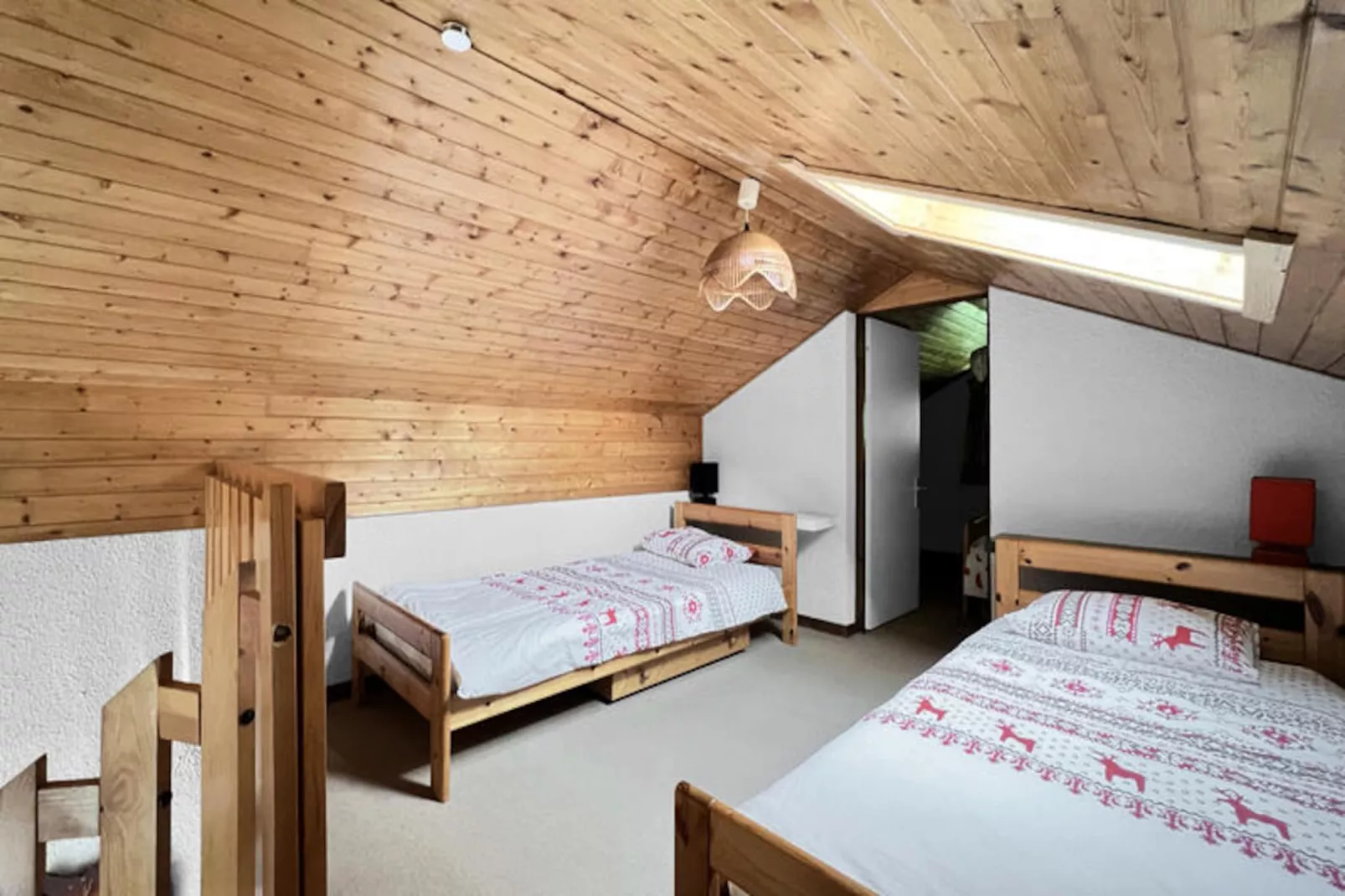 Appartements à Les Carroz-d'Arâches-Image-tags.