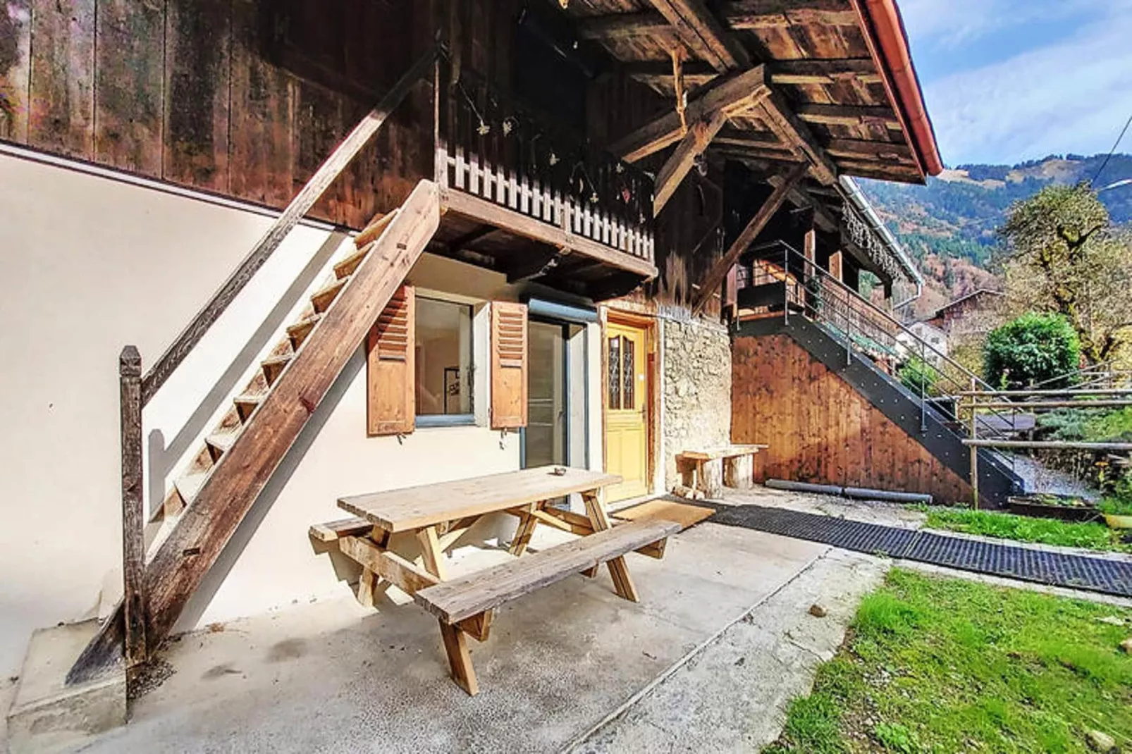 Appartements à Saint Jean d'Aulps-Buitenkant zomer