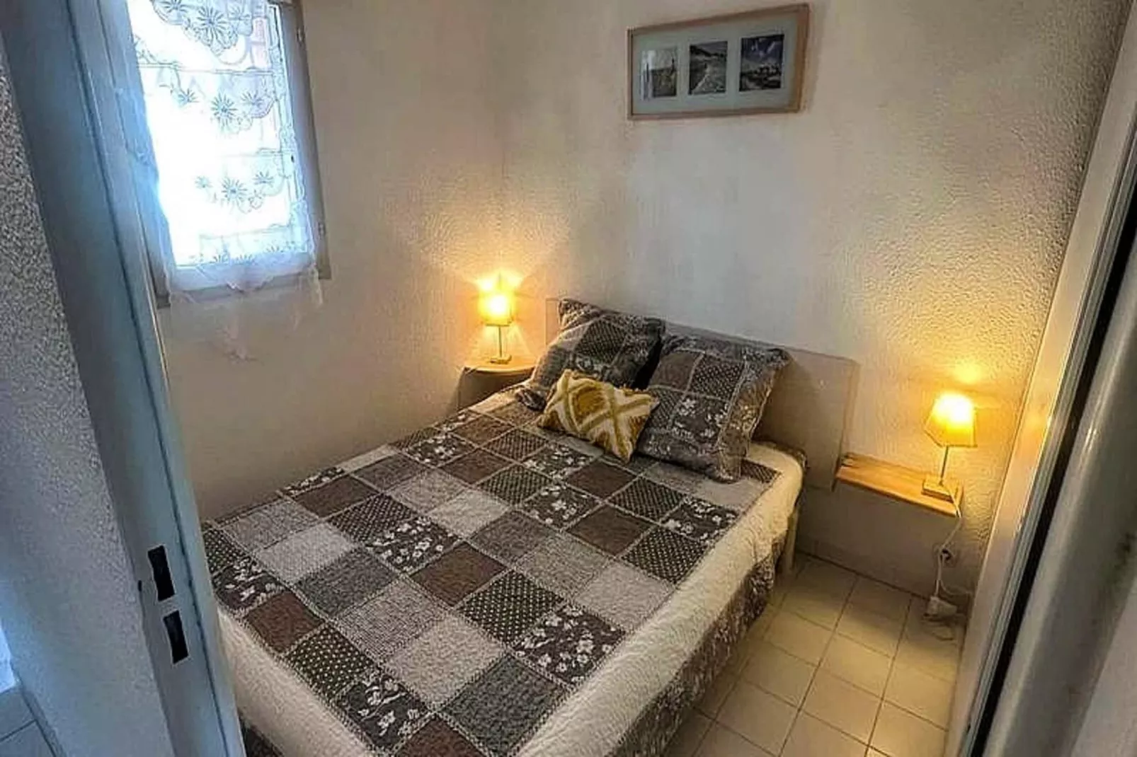 Résidence Morieres B-Slaapkamer