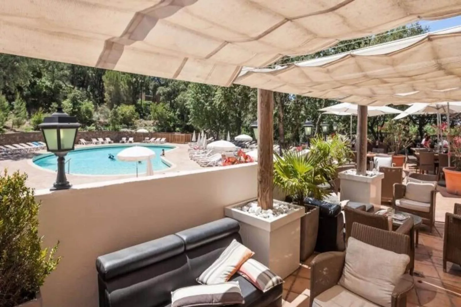 Les Appartements aux Restanques du Golfe de St Tropez - maeva Home-Buitenkant zomer