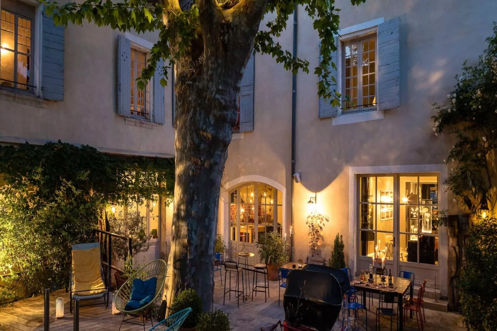 Le Cabanon De Christine-Buitenkant zomer