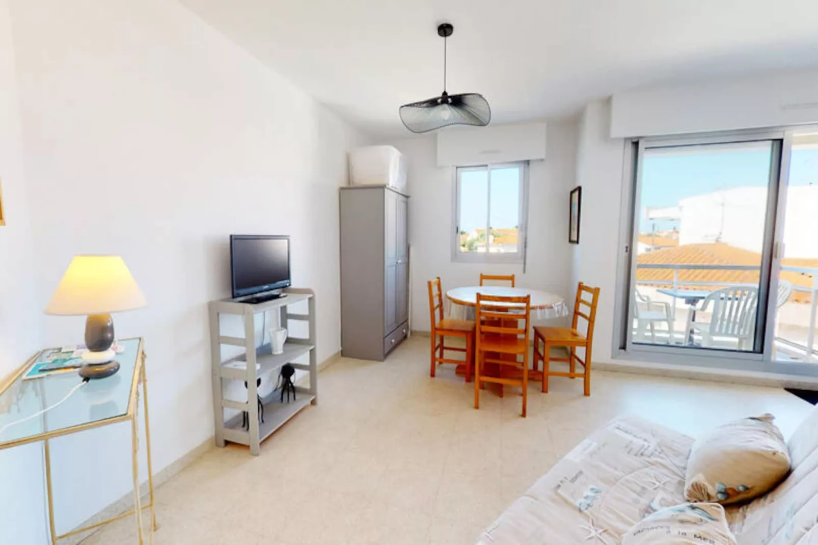 Appartements à Saint-Gilles-Croix-de-Vie-Image-tags.