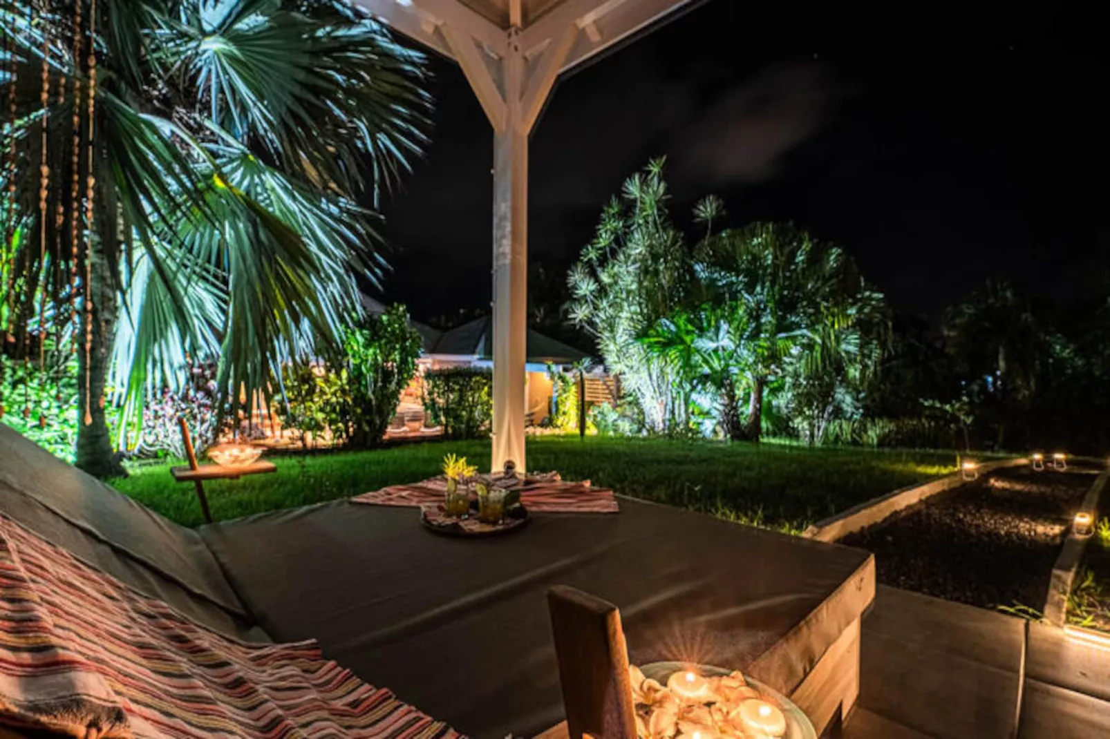 Villa Gwada-Image-tags.