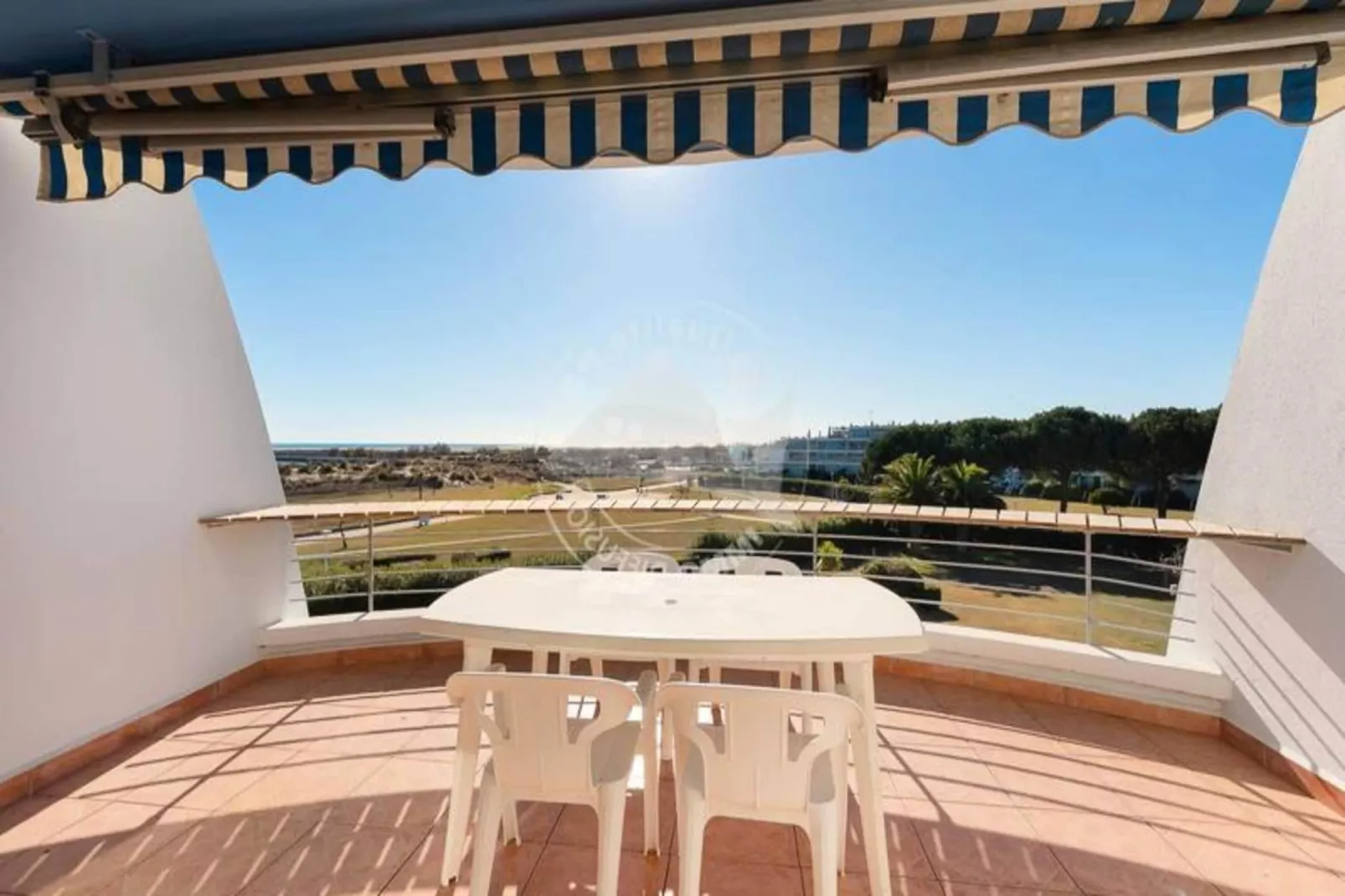 Résidence "le Grand Large"-Woonkamer