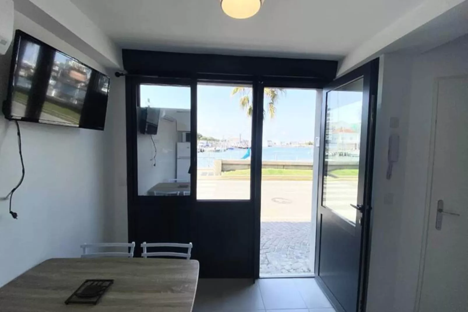 Résidence Quai Colbert-Hal-ontvangst