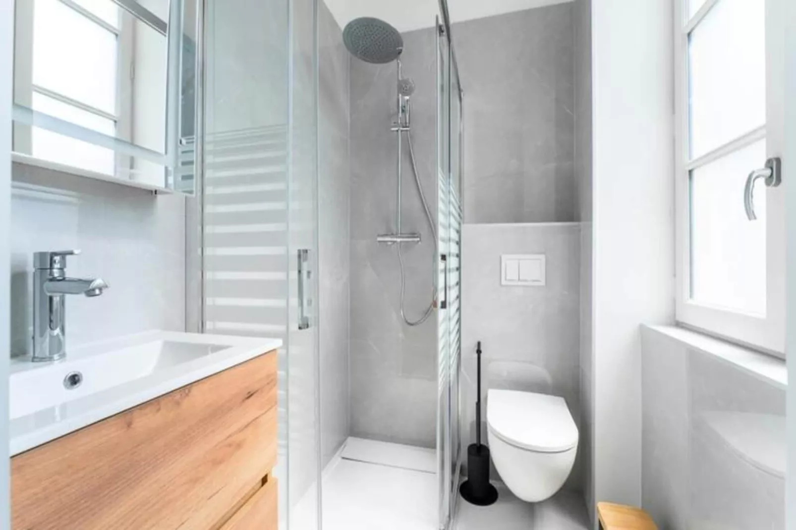 Charmant Appartement Pour 4 Au C&oelig;ur De Bordeaux-Buitenkant zomer