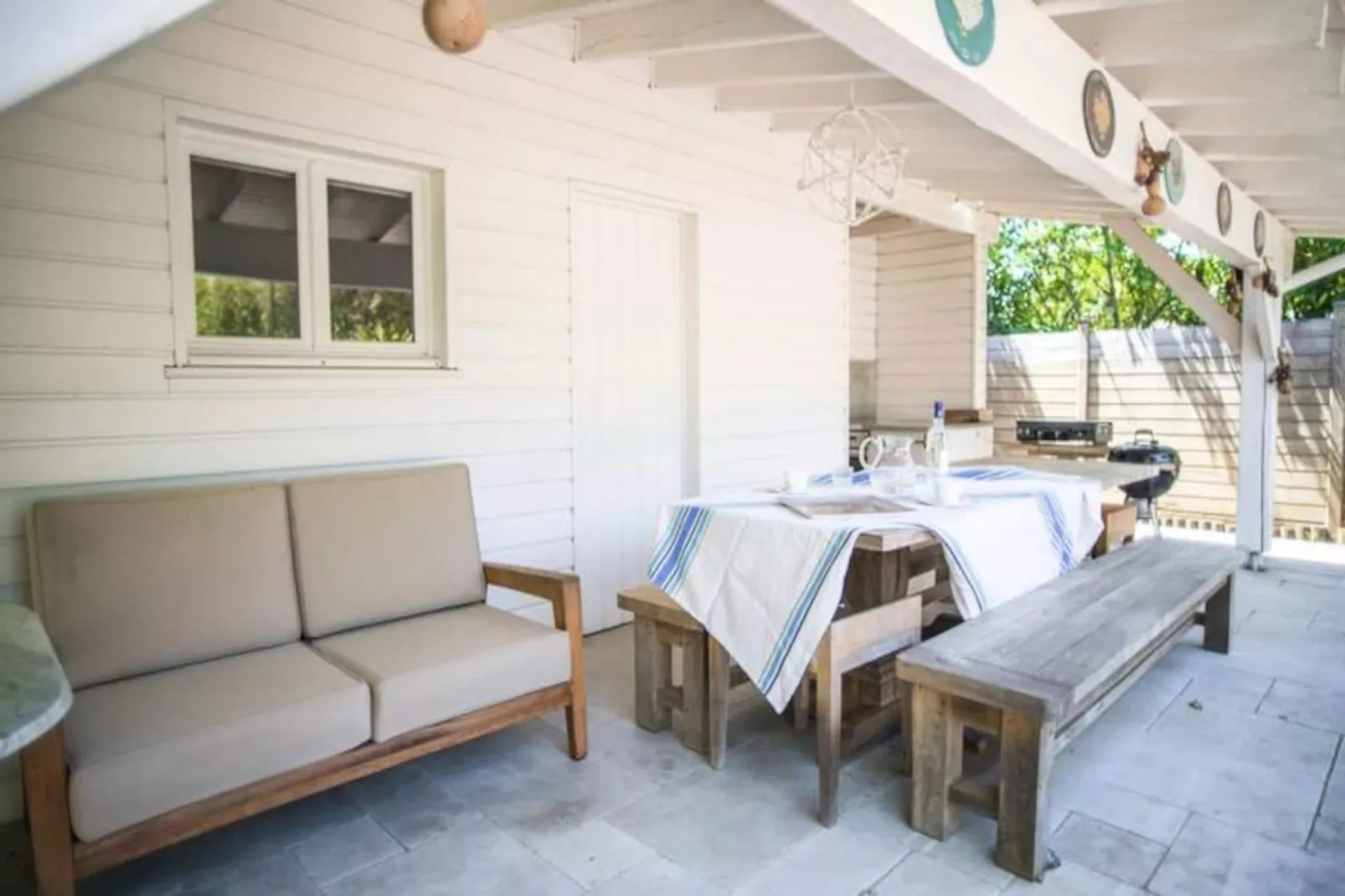 Superbe Villa Calme Avec Piscine Chauff&eacute;e Et Jacuzzi &agrave; 300 M De La Plage-Image-tags.